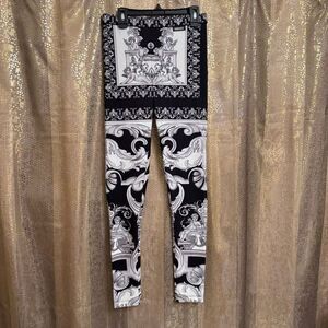 Versace Silver Gray White Black Baroque-Printed Leggings Size 38 2 XS NWT
